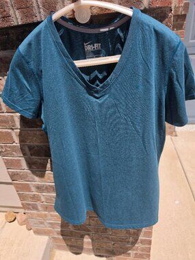Nike Dri-Fit T-Shirt Size XL